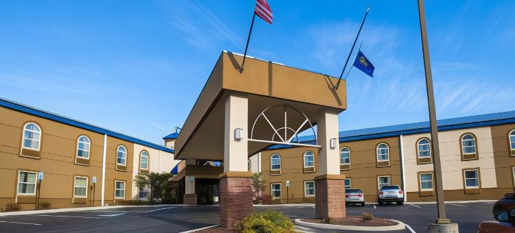 贺雪伊丽莎白镇贝斯特韦斯特SureStay Plus酒店(SureStay Plus Hotel by Best Western Elizabethtown Hershey)图片