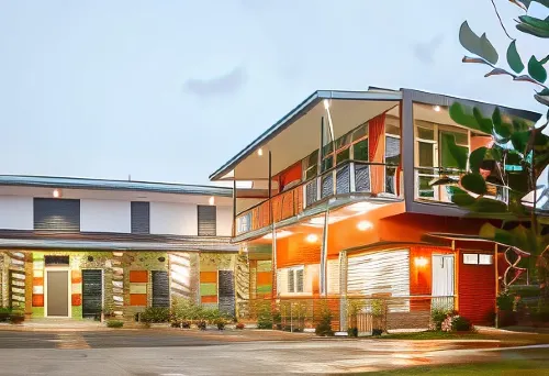 RedDoorz @ EM Pensiontel Butuan City - 2 Sao