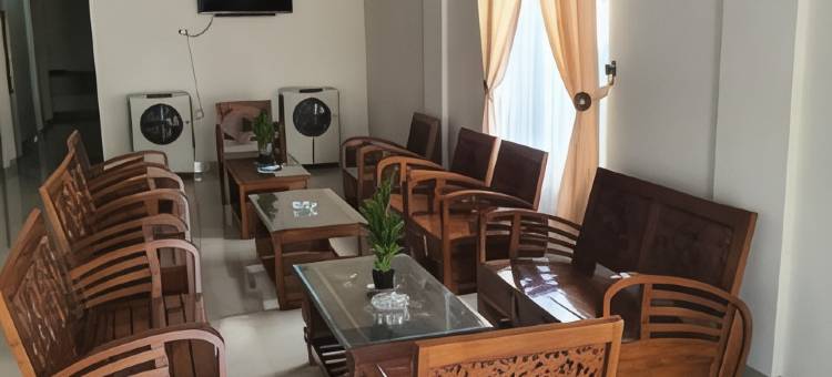 红多兹酒店-近巨港机场2号(RedDoorz Near Palembang Airport 2)图片