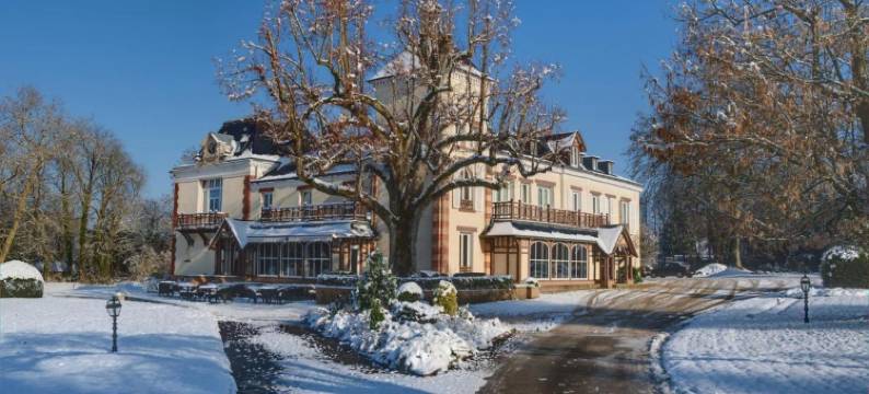 邦东斯古堡酒店(Château des Bondons EI)图片