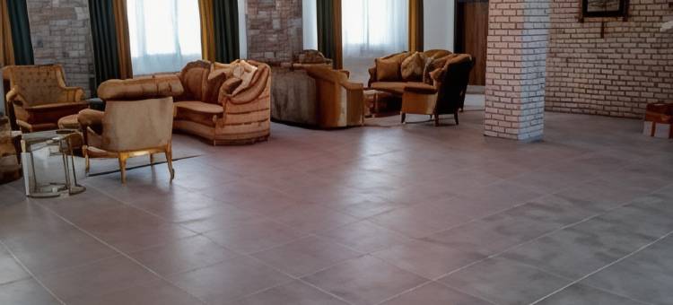 Chalet Khione (Metinoğlu 膳宿公寓) 萨里卡米什(Metinoglu Pansiyon (Chalet Khione) Sarıkamıs)图片