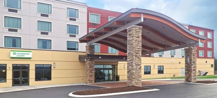 州立学院温德姆花园酒店(Wyndham Garden State College)图片