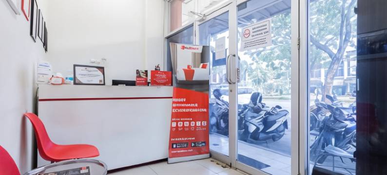 红多兹酒店@唐格朗斯特拉拉亚大道花园(RedDoorz @ Garden Boulevard Citra Raya Tangerang)图片