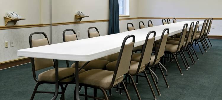 埃瓦温德姆速8酒店(Super 8 by Wyndham Ava)图片