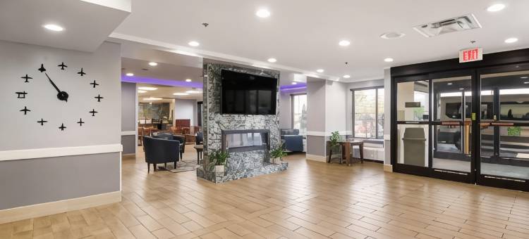 CVG机场凯艺套房酒店(Quality Inn & Suites Cvg Airport)图片