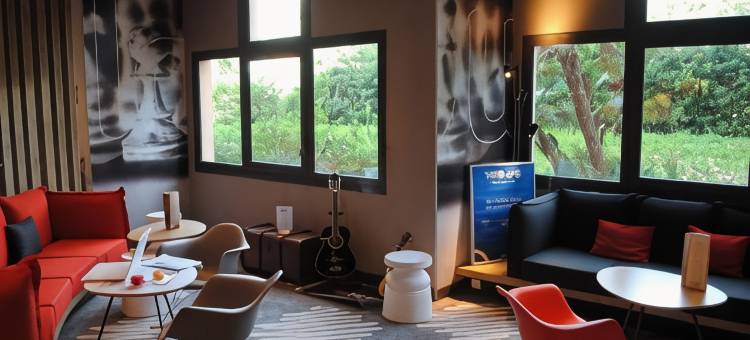 宜必思伊埃雷中心酒店(Ibis Hyères Centre)图片