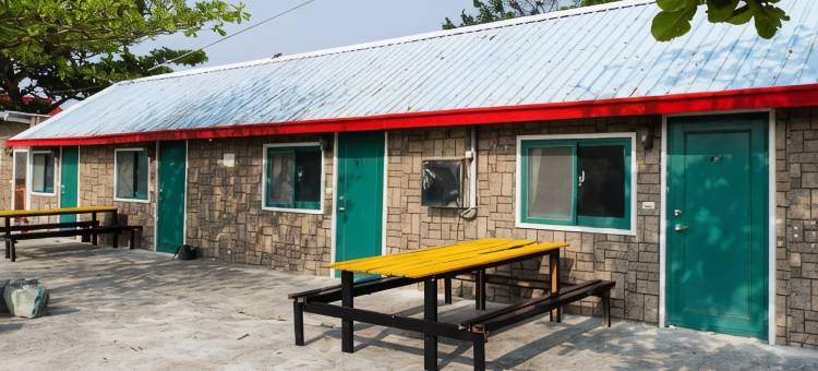 垦丁大尖山原野团体屋图片