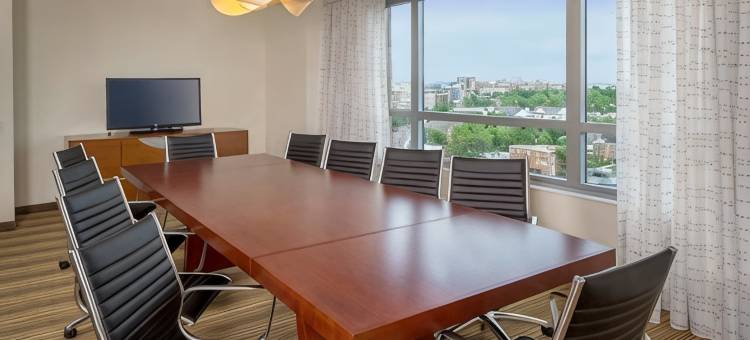 居家阿灵顿鲍尔斯顿酒店(Residence Inn Arlington Ballston)图片