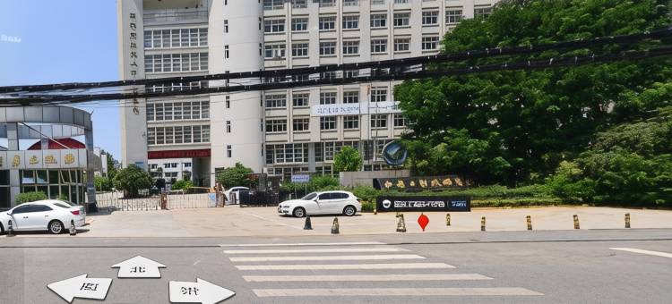 如家睿柏·云酒店(西安政法大学雁塔校区朱雀大街店)图片