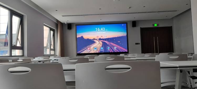襄阳华美达安可酒店(襄阳泛悦中心沃尔玛民发广场店)图片