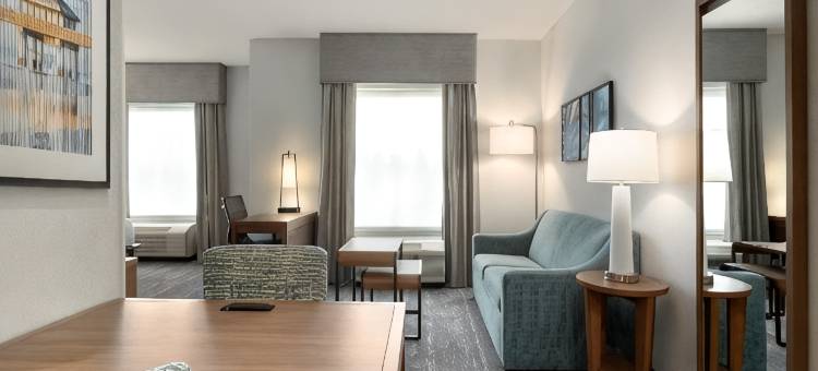 迈尔斯堡机场Homewood套房酒店(Homewood Suites by Hilton Fort Myers Airport/FGCU)图片