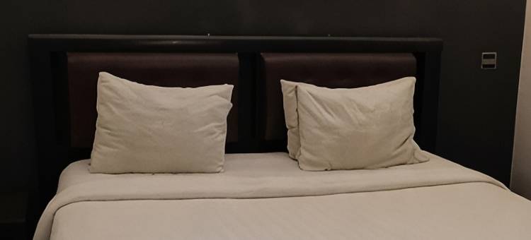 图隆阿贡沃特尔酒店(Grand Charis Hotel Tulungagung)图片