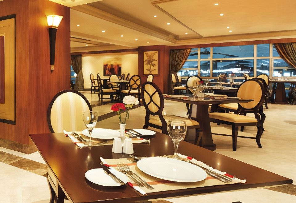 Movenpick Hotel & Residence Hajar Tower Makkah Over view