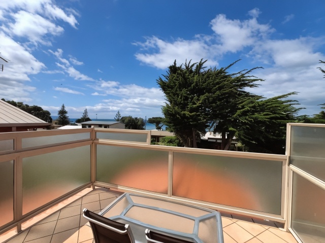 Angela's Beach StaysOver view