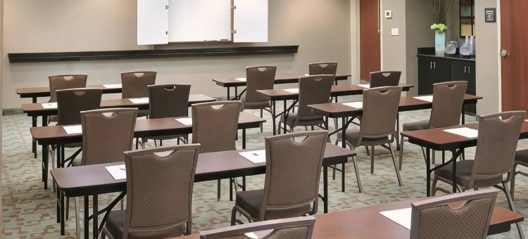 加兹登/阿塔拉59号州际公路希尔顿欢朋酒店(Hampton Inn Gadsden/Attalla I-59)图片