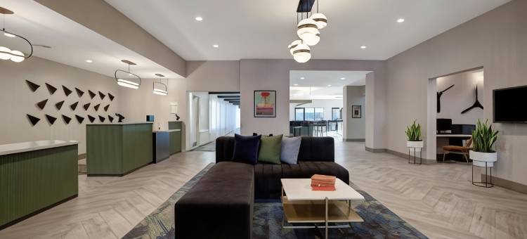 帕姆代尔希尔顿逸林酒店(DoubleTree by Hilton Palmdale)图片