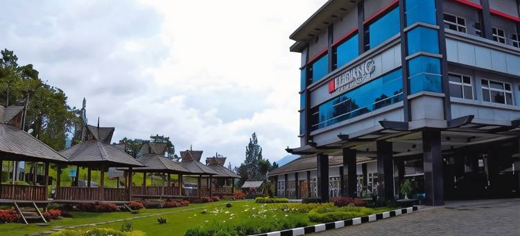 不拉士打宜鲁当酒店(Rudang Hotel & Resort Berastagi)图片