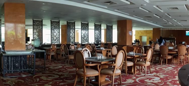 五尊贵酒店(Five Premiere Hotel)图片