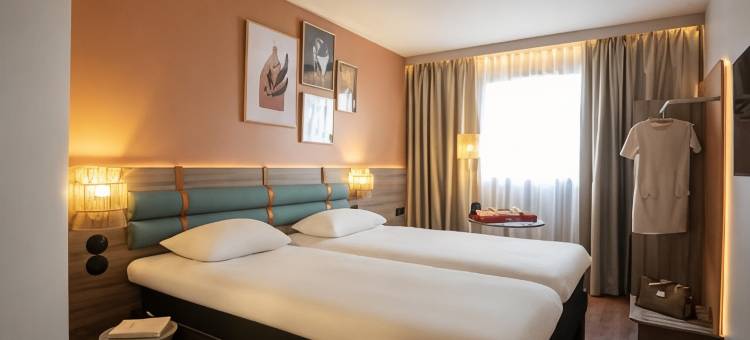 宜必思圣特罗佩孔格林海湾酒店(Ibis Golfe de Saint-Tropez)图片