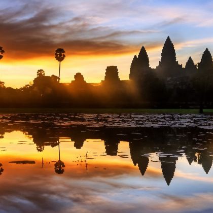 柬埔寨金边+暹粒通王城+女王宫+崩密列+洞里萨湖6日5晚跟团游