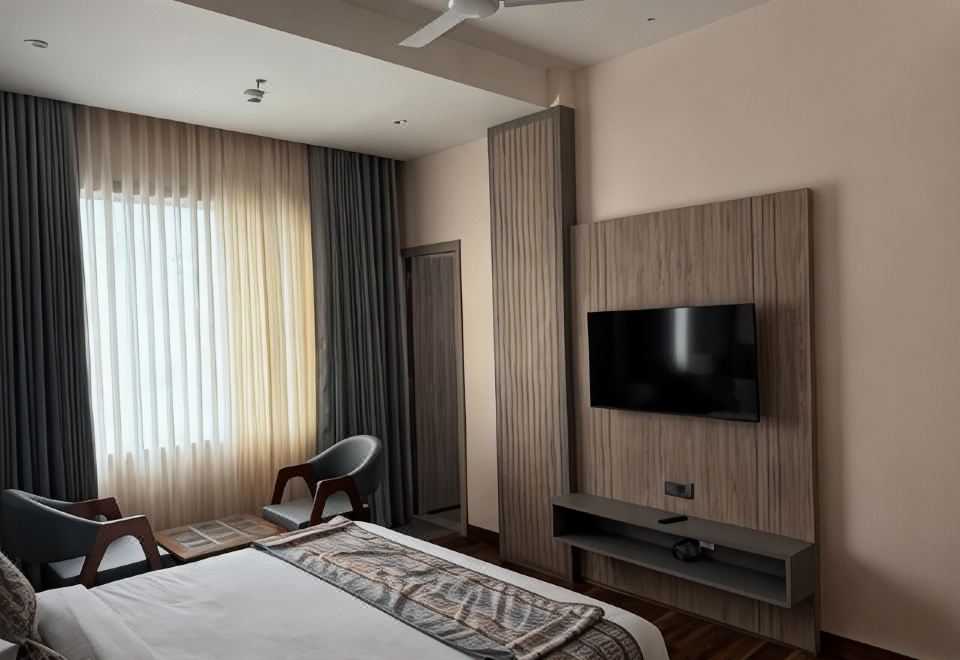 Hotel Acksia Inn Hotel Overview