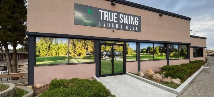 莱斯布里奇华美达酒店(Ramada by Wyndham Lethbridge)图片