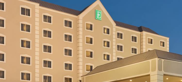 杜勒斯机场希尔顿安泊套房酒店(Embassy Suites by Hilton Dulles Airport)图片