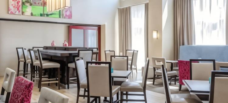 韦斯特福德切姆斯福德欢朋套房酒店(Hampton Inn & Suites Westford-Chelmsford)图片