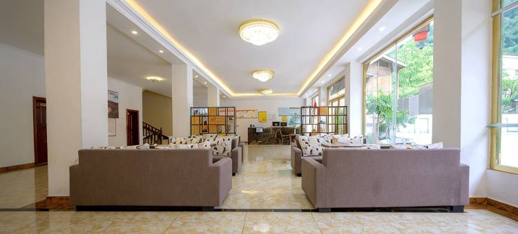 Onsen Retreat·云岭温泉轻奢美宿(海螺沟冰川森林景区店)图片