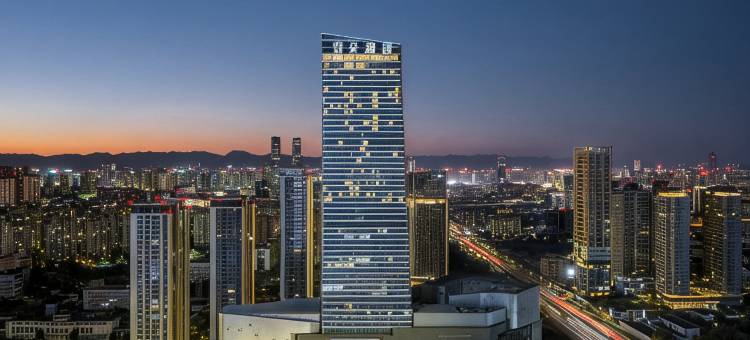 昆明官渡龙湖时代金融中心亚朵酒店图片