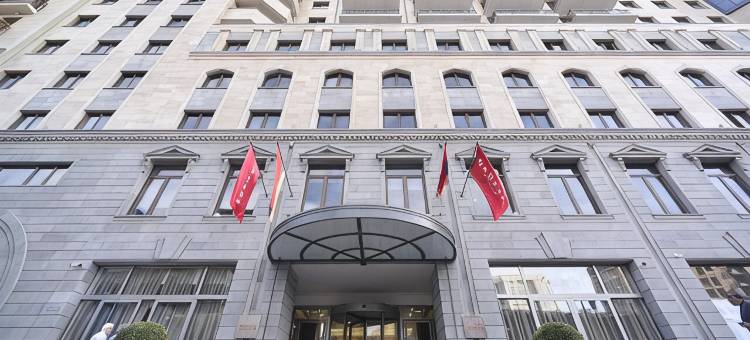 埃里温温德姆华美达套房酒店(Ramada Hotel and Suites by Wyndham Yerevan)图片