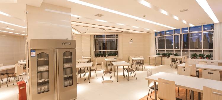 格林豪泰酒店(张家口高铁站店)图片