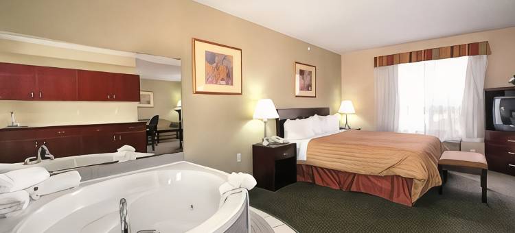 红鹿贝斯特韦斯特优质套房酒店(Best Western Plus Red Deer Inn  Suites)图片