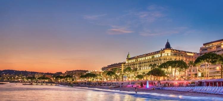 戛纳中心诺富特全套房酒店(Novotel Suites Cannes Centre)图片
