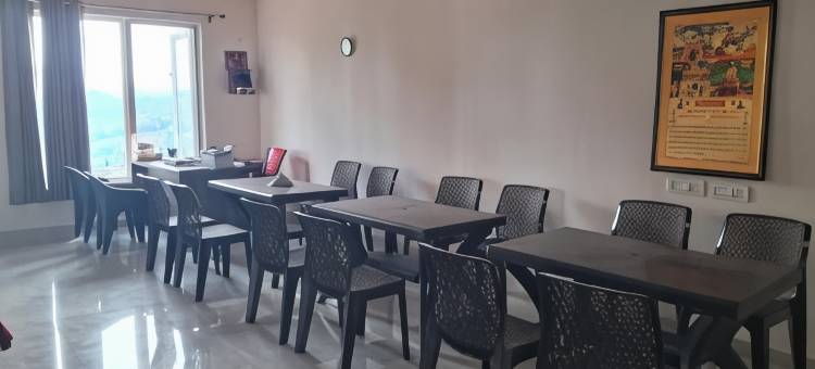 希万什酒店(Shivansh Hotel)图片