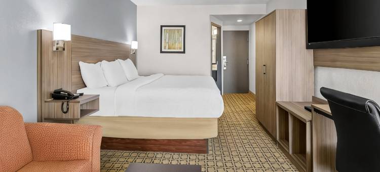 克拉丽奥酒店克兰伯里镇(Clarion Inn Cranberry Township)图片