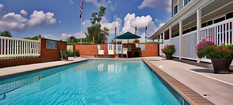 科文顿丽怡酒店(Country Inn & Suites by Radisson, Covington, LA)图片