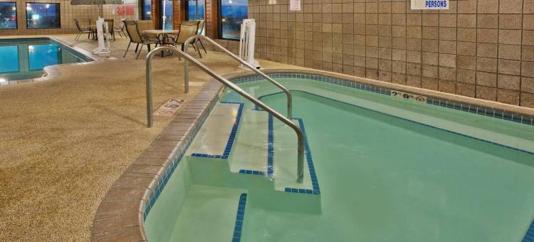 林肯北美吟温德姆酒店(AmericInn by Wyndham Lincoln North)图片