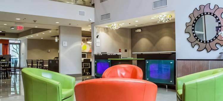 迈尔斯堡- I-75 凯艺全套房酒店(Quality Suites Fort Myers Airport I-75)图片