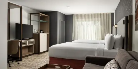 堪薩斯城奧佛蘭公園萬豪SpringHill酒店