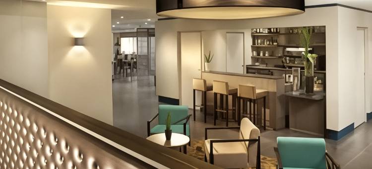 坎佩尔中心大洋洲艾思格尔酒店(Escale Oceania Quimper Centre)图片