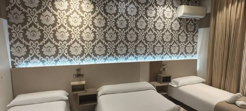 阿托查阿尔木迪娜马丁旅馆(Hostal Atocha Almudena Martín)图片