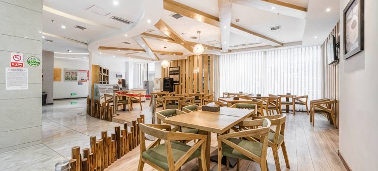 永辉概念酒店(毕节七星关区人民公园店)图片
