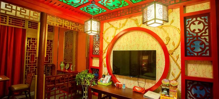 小王国主题酒店(十堰火车站北广场北京南路店)图片