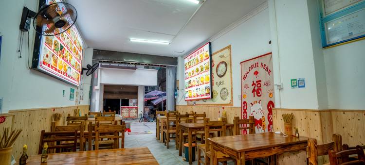旧巷栖所民宿(天门山索道站店)图片