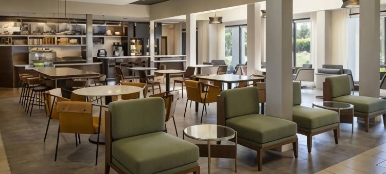 弗雷斯诺万怡酒店(Courtyard Fresno)图片