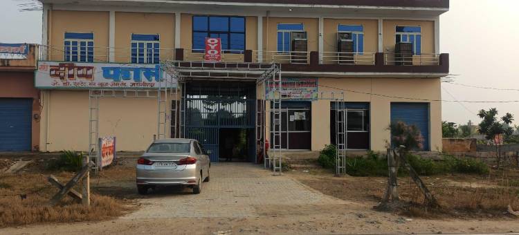 OYO 701650皇家格林酒店(Hotel O 701650 Deep Farm House and Resort)图片