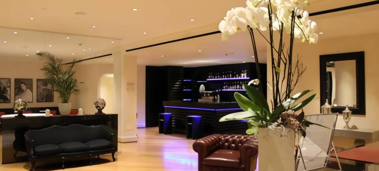 斯里酒店(Siri Hotel)图片