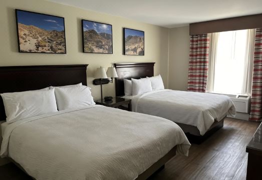 Holiday Inn & Suites BARSTOW by IHG Hotel Overview
