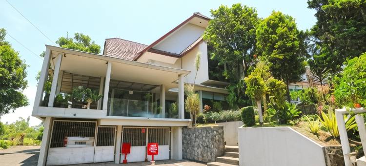 红多兹酒店-近UPI塞蒂亚布迪2号(RedDoorz Near Upi Setiabudi 2)图片